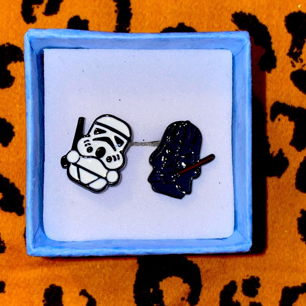 Star Wars Earrings  (Disney)